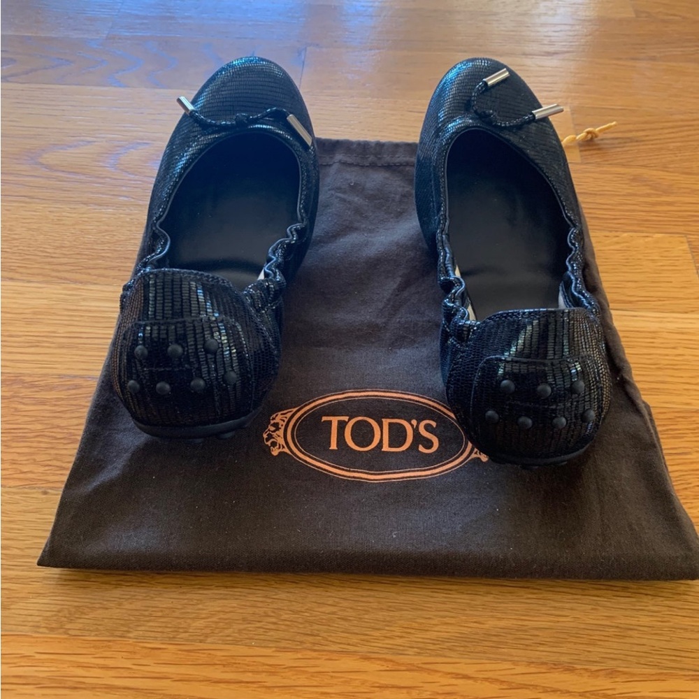 NWOB Tod’s Lacette Womens Patent Black Tassel Front Ballet Flats Shoes Sz 37 7 - Picture 4 of 11